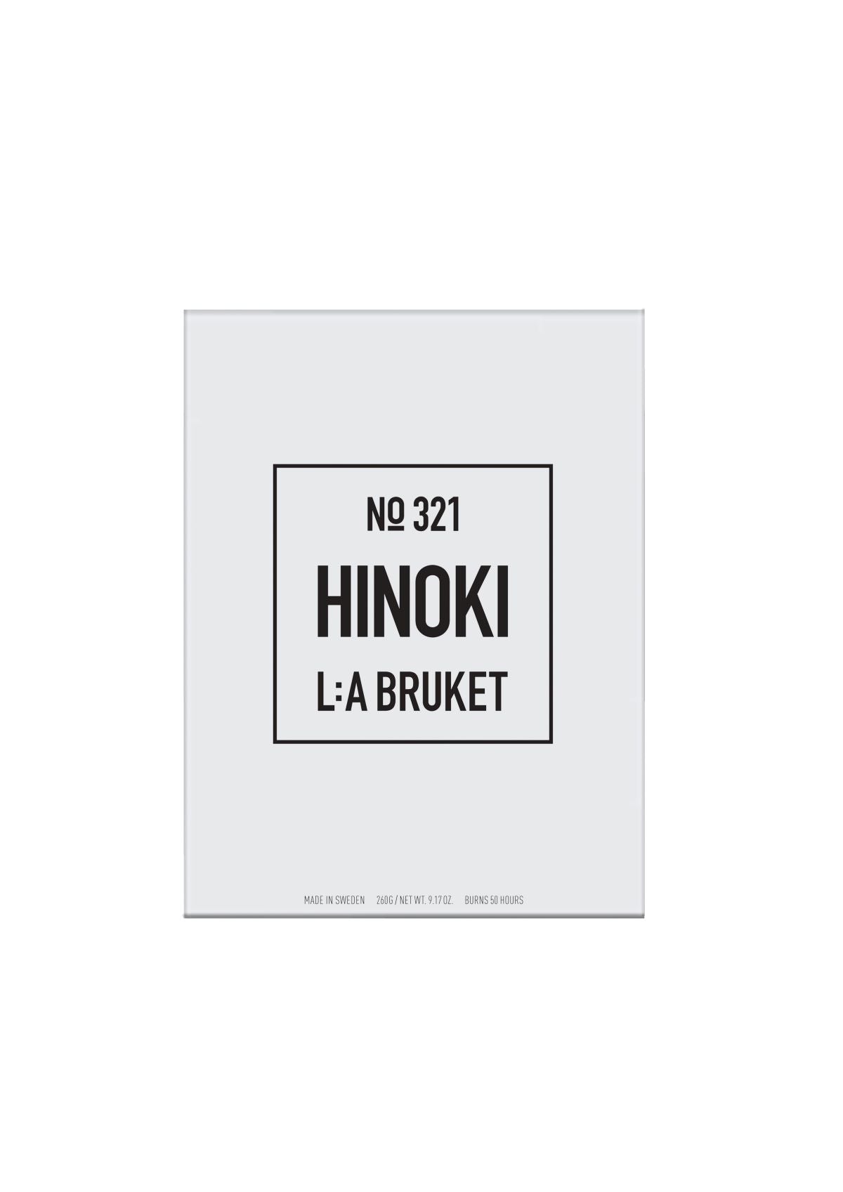 L:A Bruket No. 321 Hinoki Kerze – weißes Rechtecketikett, 260g, schwarzer Text auf weißem Hintergrund – Duftkerzen