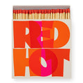Red Hot Streichhölzer – offene Schachtel mit roten Köpfen, weißem Hintergrund – Dekoartikel