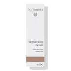 Dr. Hauschka Regeneration Serum – 30 ml, weißes Kartonpaket mit braunem Streifen, weißer Hintergrund – Hautpflege