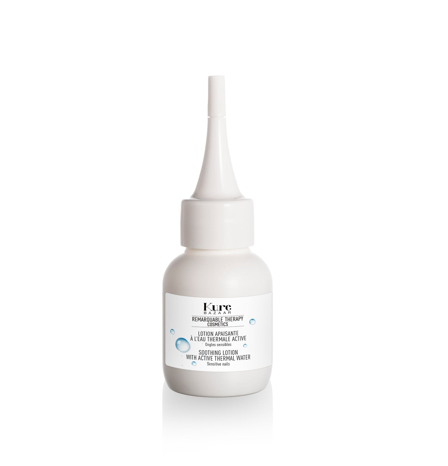 Kure Bazaar Remarquable Therapy beruhigende Lotion – weißes Fläschchen mit Tropfenspitze, weißem Hintergrund – Nagelpflege