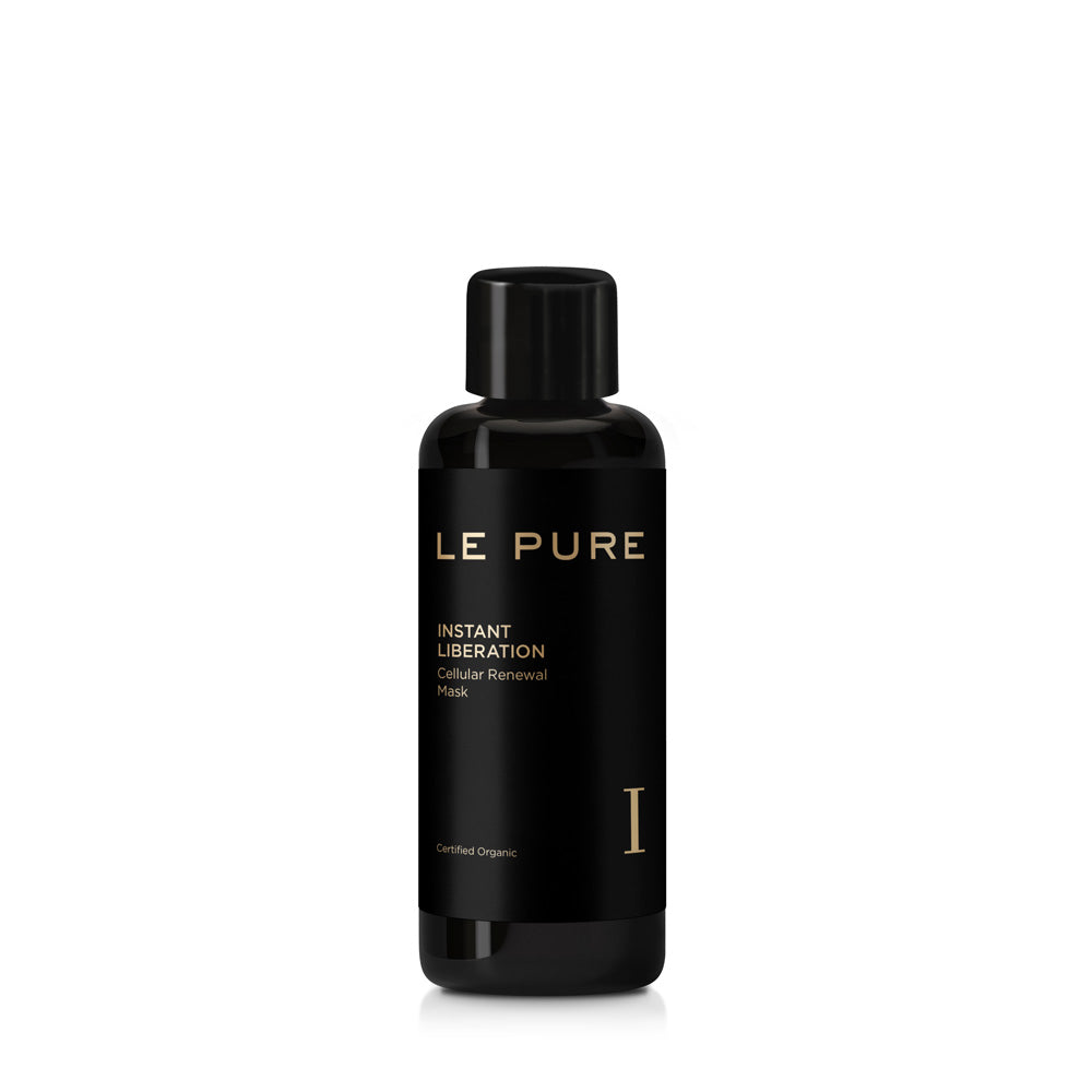 LE PURE Instant Liberation – schwarze Flasche mit schwarzem Deckel, weißer Hintergrund – Gesichtsmaske