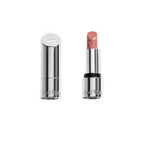 Kjaer Weis Lippenstift Serene Nude – silberner Tubus, rosafarbener Stift, weißer Hintergrund – Make-up