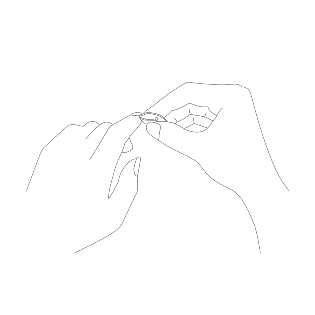Compact Nippers – minimalist line drawing on white background – nail care