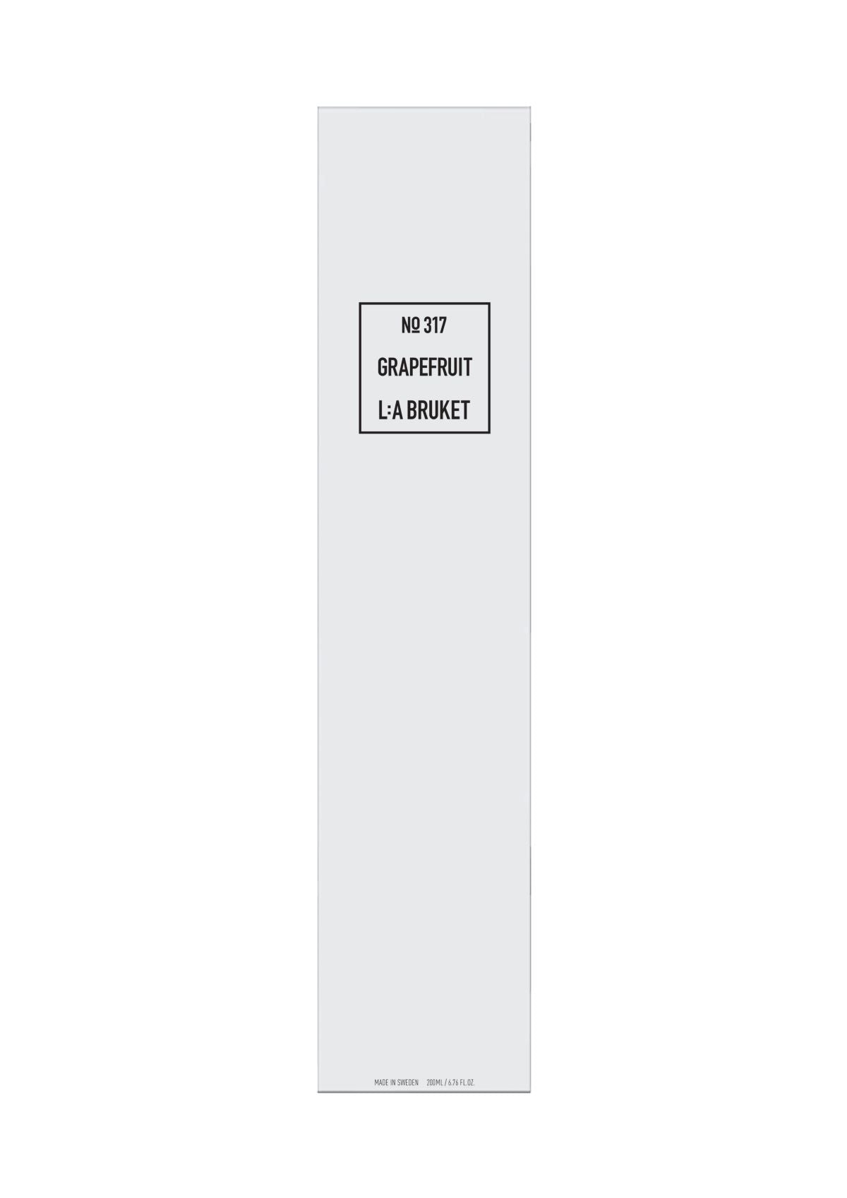 L:A Bruket No. 317 Grapefruit Raumdiffusor – weißer Karton 200ml, schlichtes Design, weißer Hintergrund – Duftkerzen