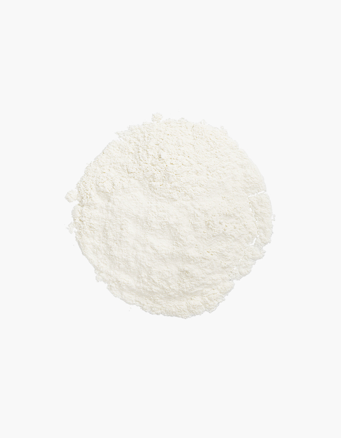Silk Finish Powder Translucent – lose weiße Puderprobe auf weißem Hintergrund – Make-up
