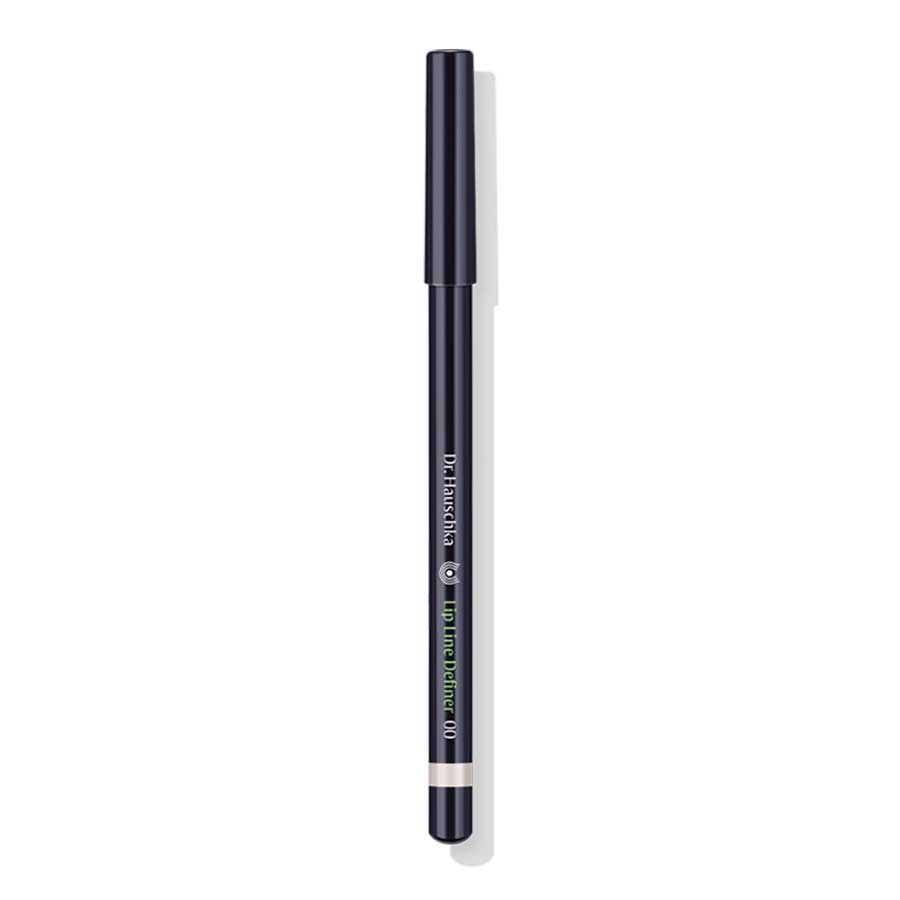 Dr. Hauschka Lip Line Definer 00 – dunkelvioletter Stift mit Kappe, weißem Hintergrund – Lippenkontur
