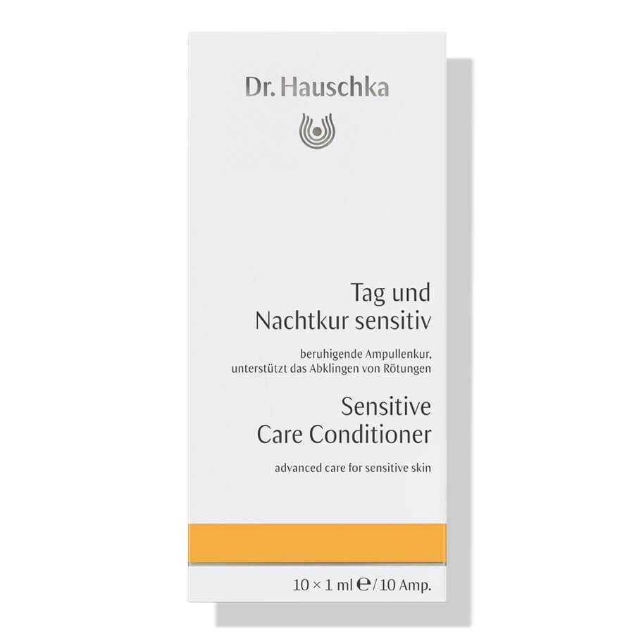 Dr. Hauschka Tag und Nachtkur sensitiv – 10x1ml Ampullen, weißes Karton mit orangem Streifen, weißer Hintergrund – Hautpflege