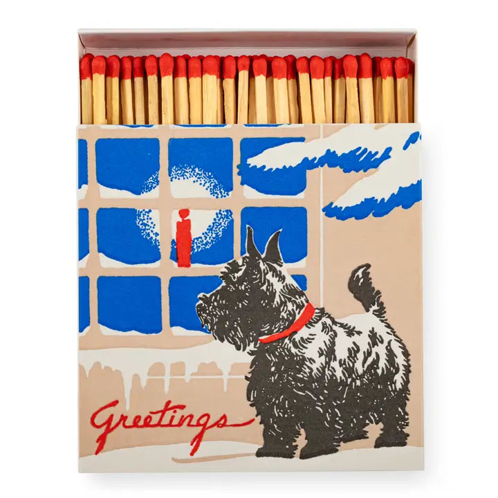 Greetings Scottish Terrier Streichholzschachtel – beige mit blauem Fenster, rotem Hundehalsband, weißem Hintergrund