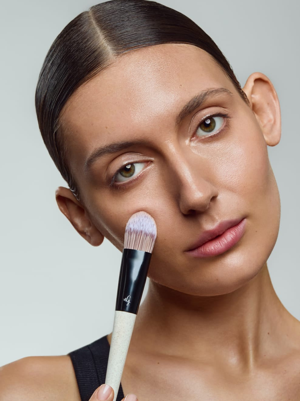Foundation Brush No. 8