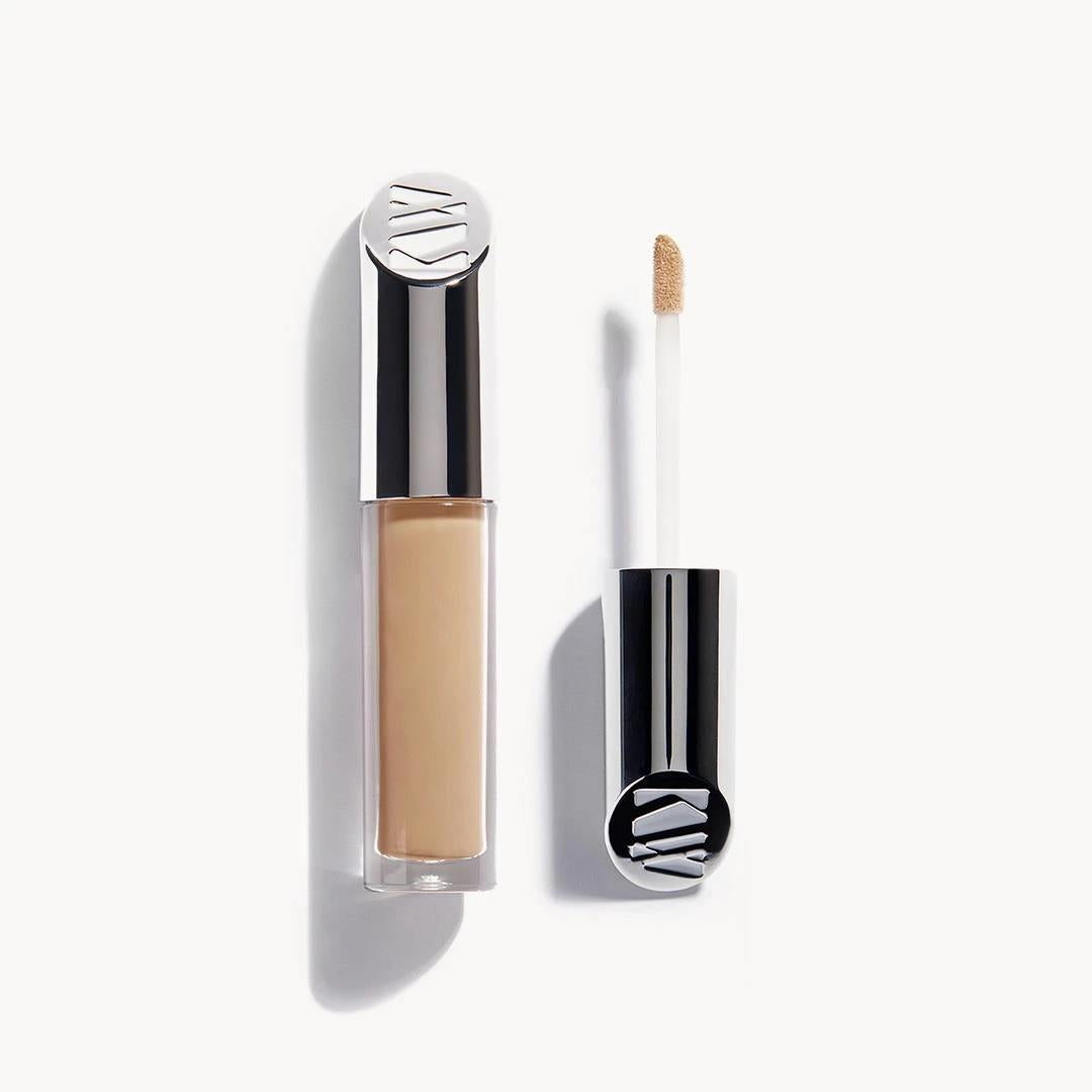 The Invisible Touch Concealer