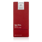 Kjaer Weis Facial Oil – rote Texturverpackung 65ml, weißer Hintergrund – Gesichtspflege