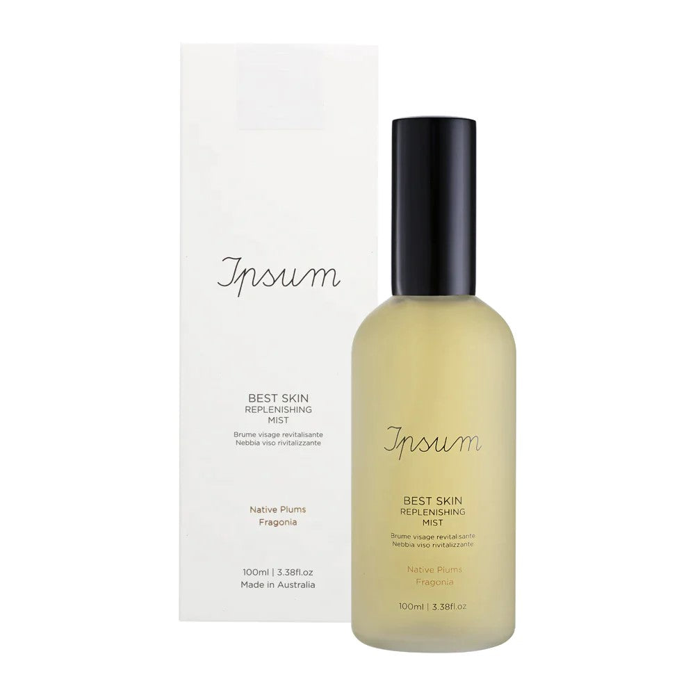 Ipsum Best Skin Replenishing Mist – 100ml Sprayflasche, schwarzer Verschluss, weißer Hintergrund – Gesichtstoner