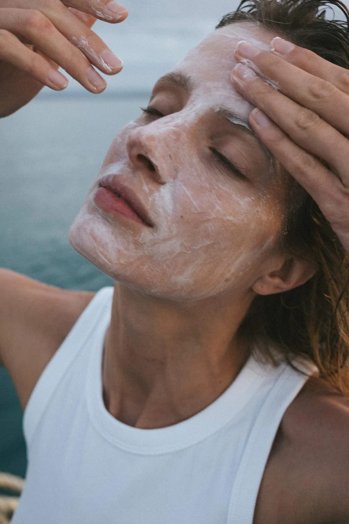 After Sun Repairing Face Mask