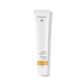 Dr. Hauschka Gesichtswaschcreme – weiße Tube mit goldener Linie, weißem Deckel, weißem Hintergrund – Hautreinigung