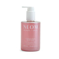 NEOM Complete Bliss Hand Wash – rosafarbene Flasche 300ml mit weißem Pumpverschluss, weißer Hintergrund – Handpflege