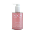 NEOM Complete Bliss Hand Wash – rosafarbene Flasche 300ml mit weißem Pumpverschluss, weißer Hintergrund – Handpflege