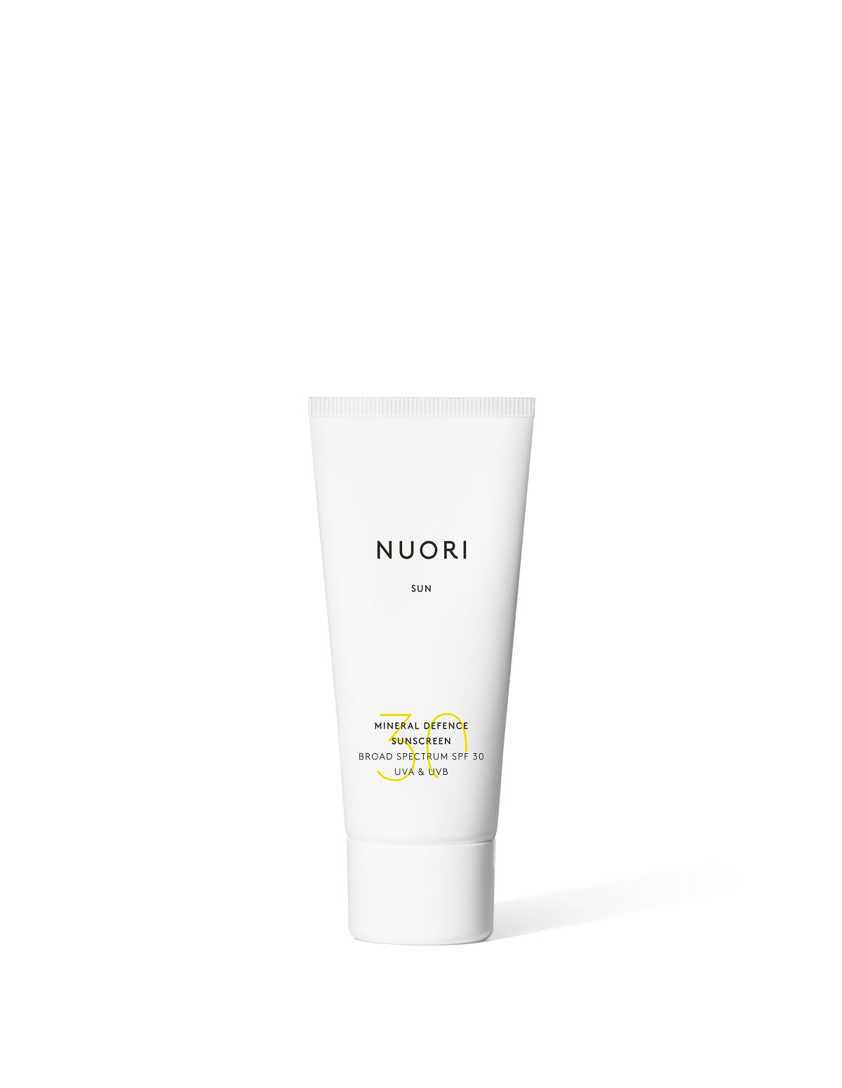 NUORI Mineral Defence Sonnenschutz SPF 30 – weiße Tube, weißer Hintergrund – Hautpflege