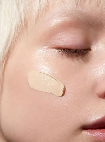 Skinonym Semi-matte Peptide Foundation