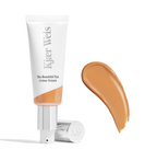 Kjaer Weis The Beautiful Tint Medium 6 – weiße Tube mit silbernem Pumpverschluss, weißer Hintergrund – Gesichts Make-up