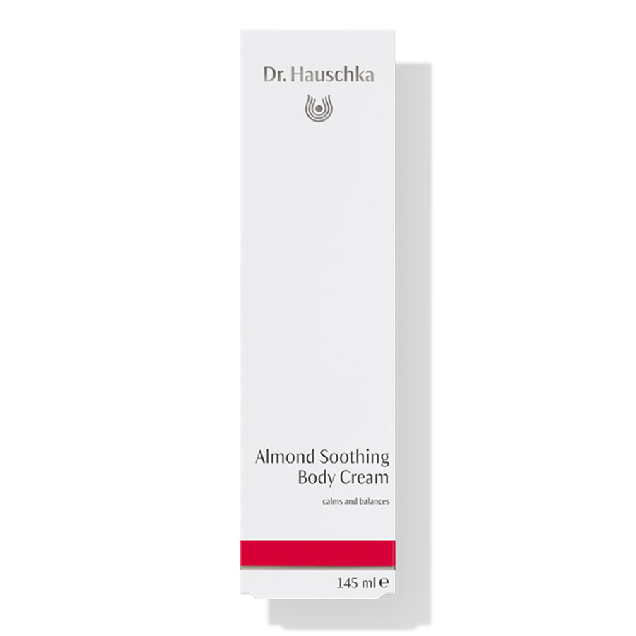 Dr. Hauschka Mandel Körperbalsam – weißes Karton 145ml, roter Streifen, weißer Hintergrund – Körperpflege