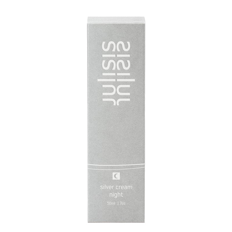 Julisis Silver Cream Night – silberne Kartonverpackung 50ml, weißer Hintergrund – Nachtpflege