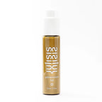 Sisley Gold Emulsion Day – goldene Flasche 50ml, weißer Pumpverschluss, weißer Hintergrund – Hautpflege