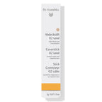 Dr. Hauschka Abdeckstift 02 Sand – weißes Etui 2g, orangefarbener Streifen, weißer Hintergrund – Concealer
