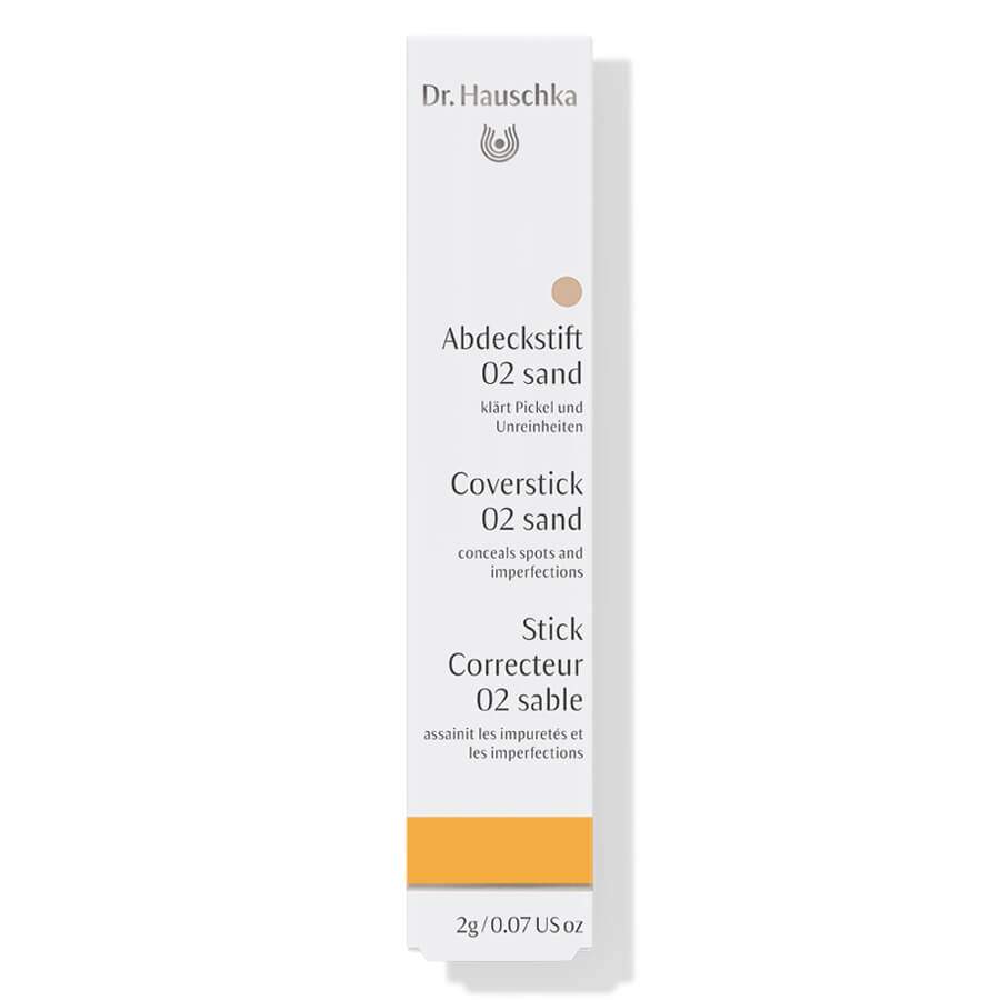 Dr. Hauschka Abdeckstift 02 Sand – weißes Etui 2g, orangefarbener Streifen, weißer Hintergrund – Concealer