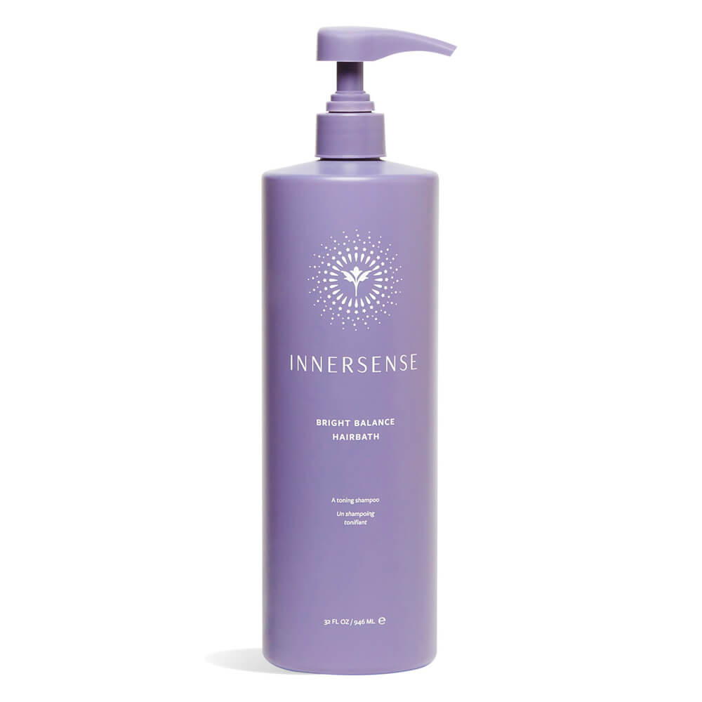 Innersense Bright Balance Hairbath – lila Flasche 946ml mit Pumpverschluss, weißer Hintergrund – Haarpflege