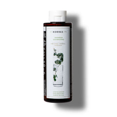 KORRES Aloe & Dittany Shampoo – braune Flasche mit weißem Deckel, weißem Hintergrund – Haarpflege
