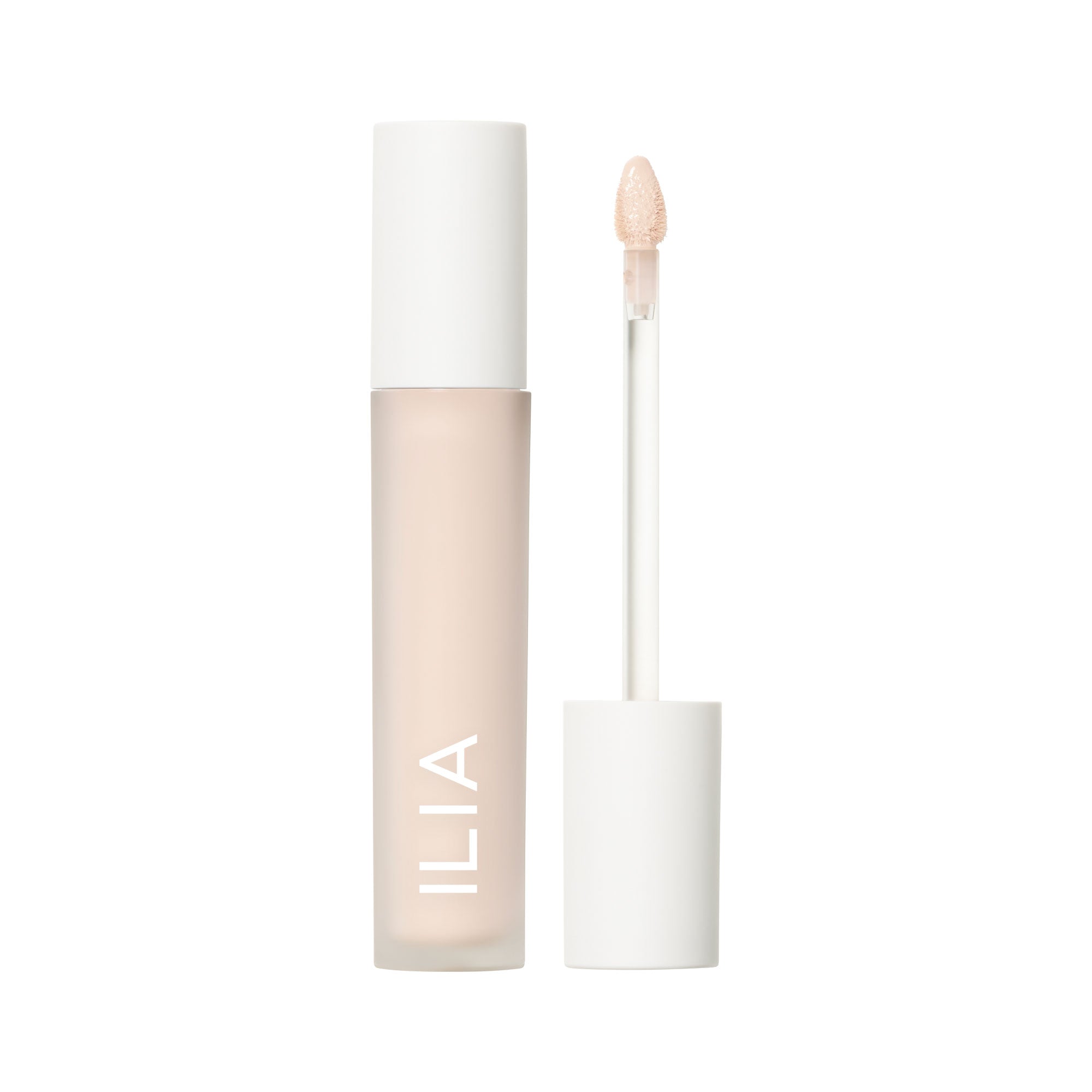 ILIA Skin Blur Serum Concealer Gossamer 2C – cremefarbene Tube mit weißem Deckel, weißer Hintergrund – Make-up
