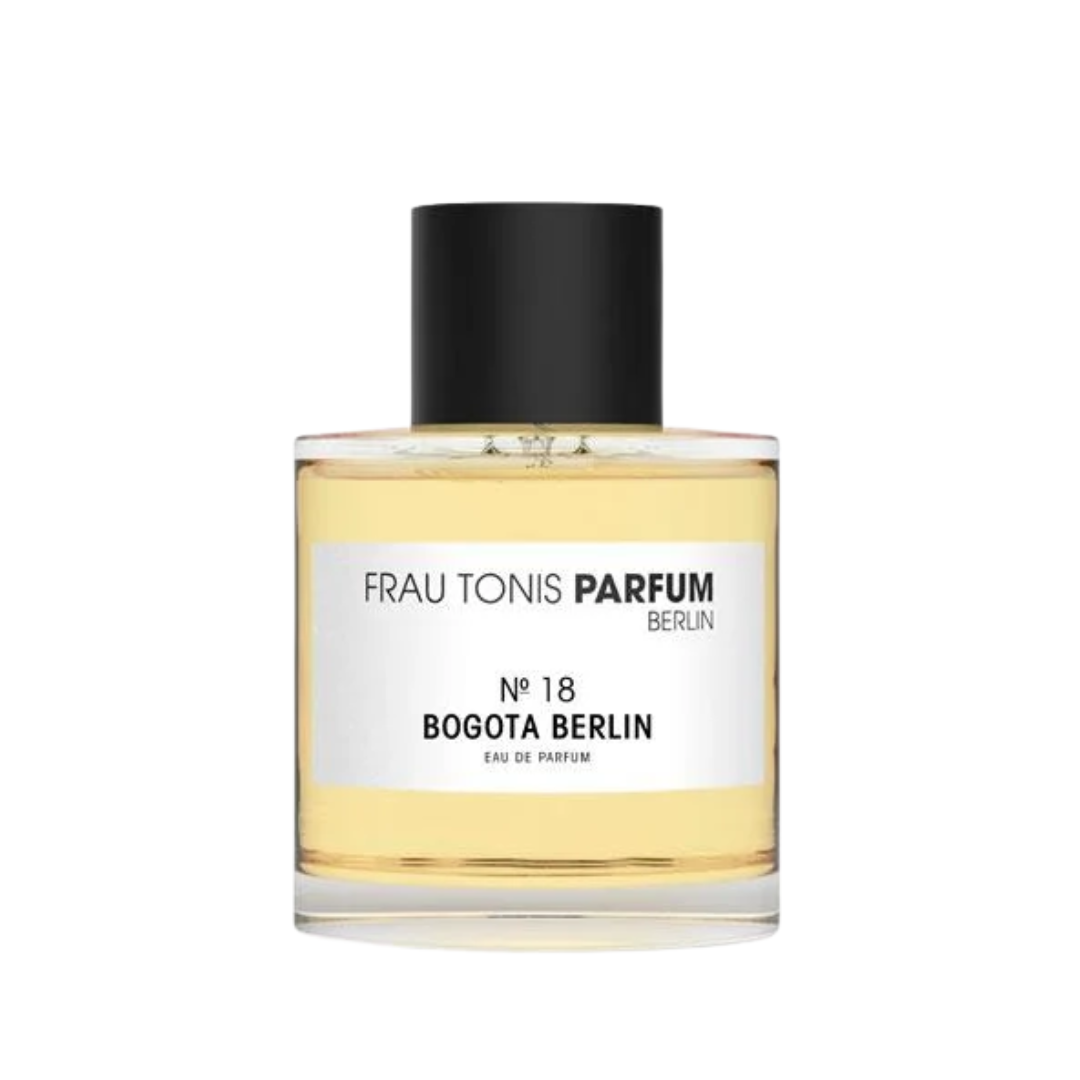 Frau Tonis Parfum N°18 Bogota Berlin – klares Glasflakon mit schwarzem Deckel, weißem Etikett und gelbem Inhalt – Parfüm