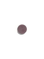 Eye Shadow Pretty Purple Refill – lila Lidschatten-Nachfüllung, runder Metallbehälter, weißer Hintergrund – Augenmake-up