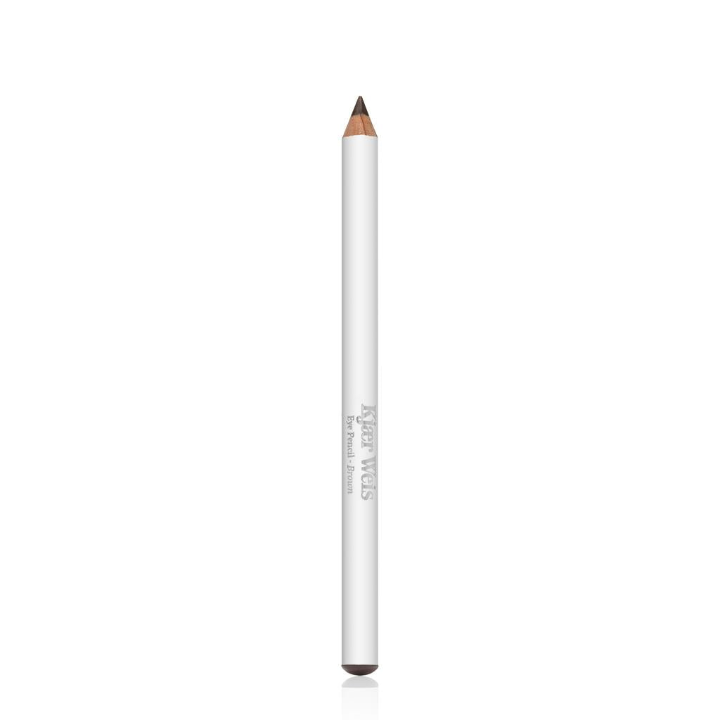 Kjaer Weis Eye Pencil Brown – weißer Stift mit brauner Spitze, weißer Hintergrund – Augen-Make-up