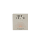 Strike a Pause Nahrungsergänzung – cremefarbene Box mit 20 Sachets, weißer Hintergrund – Menopause Support