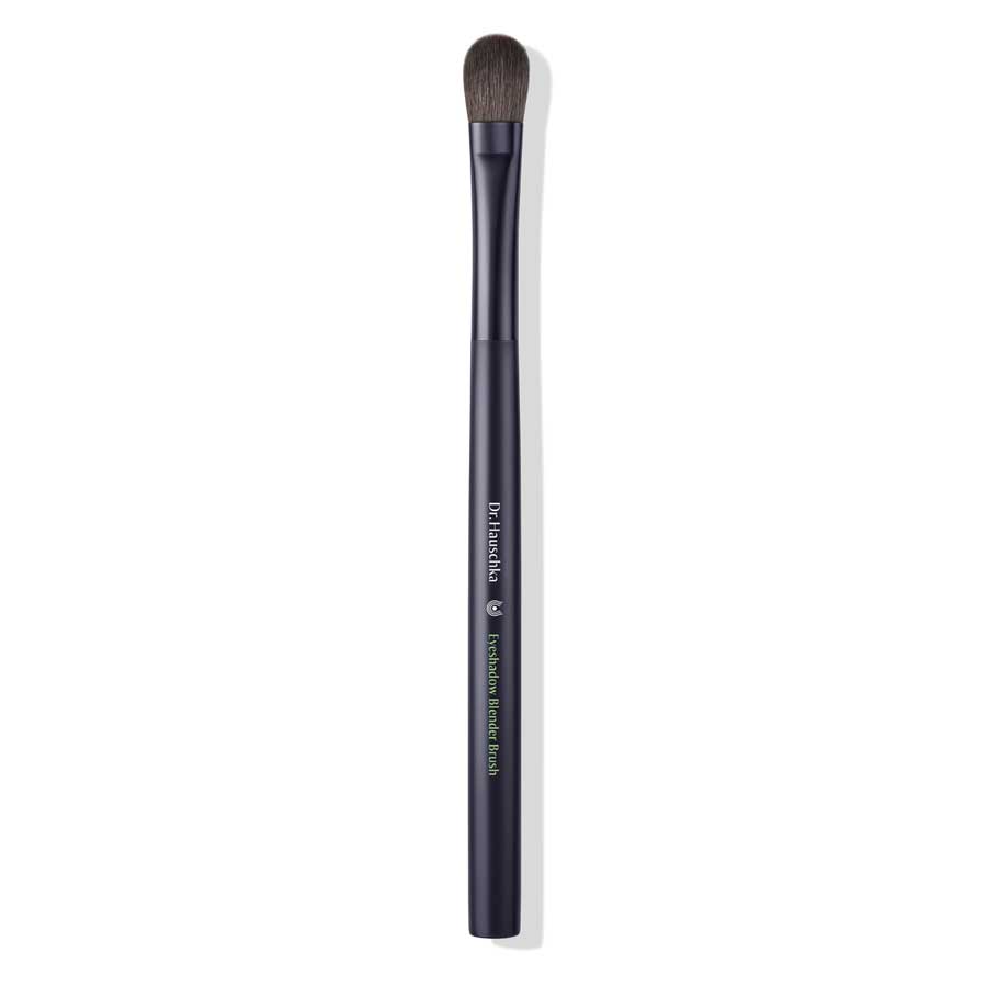 Dr. Hauschka Lidschatten-Blender-Pinsel – dunkelvioletter Griff, weißer Hintergrund – Make-up
