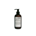 L:A BRUKET No. 093 Bodylotion – dunkle Flasche 250 ml mit Pumpverschluss, weißem Etikett und weißem Hintergrund – Körperpflege