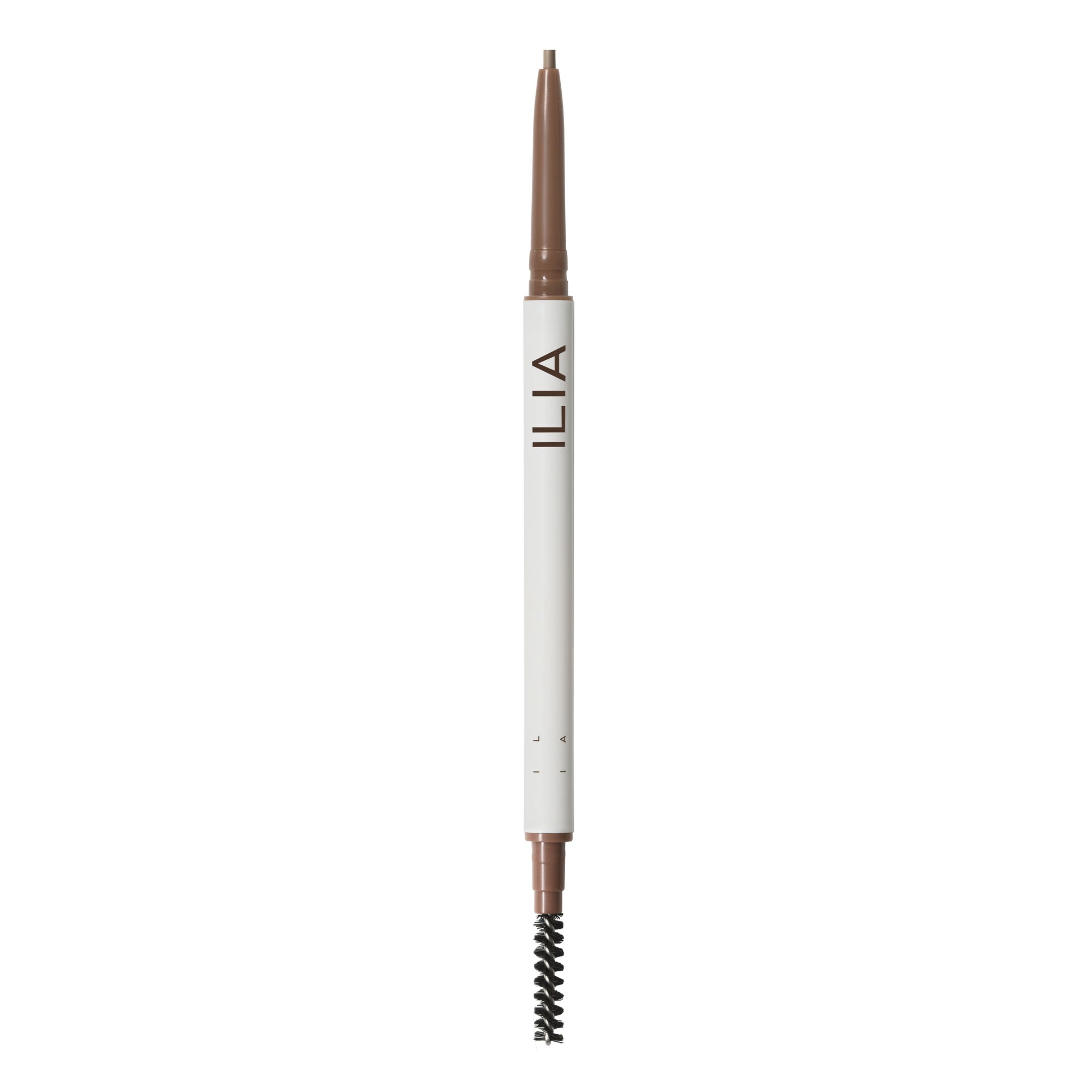 ILIA In Full Mikro-tip Brow Pencil Dark Blonde – weißer Stift mit brauner Spitze und Bürste, weißem Hintergrund – Augenbrauenstift
