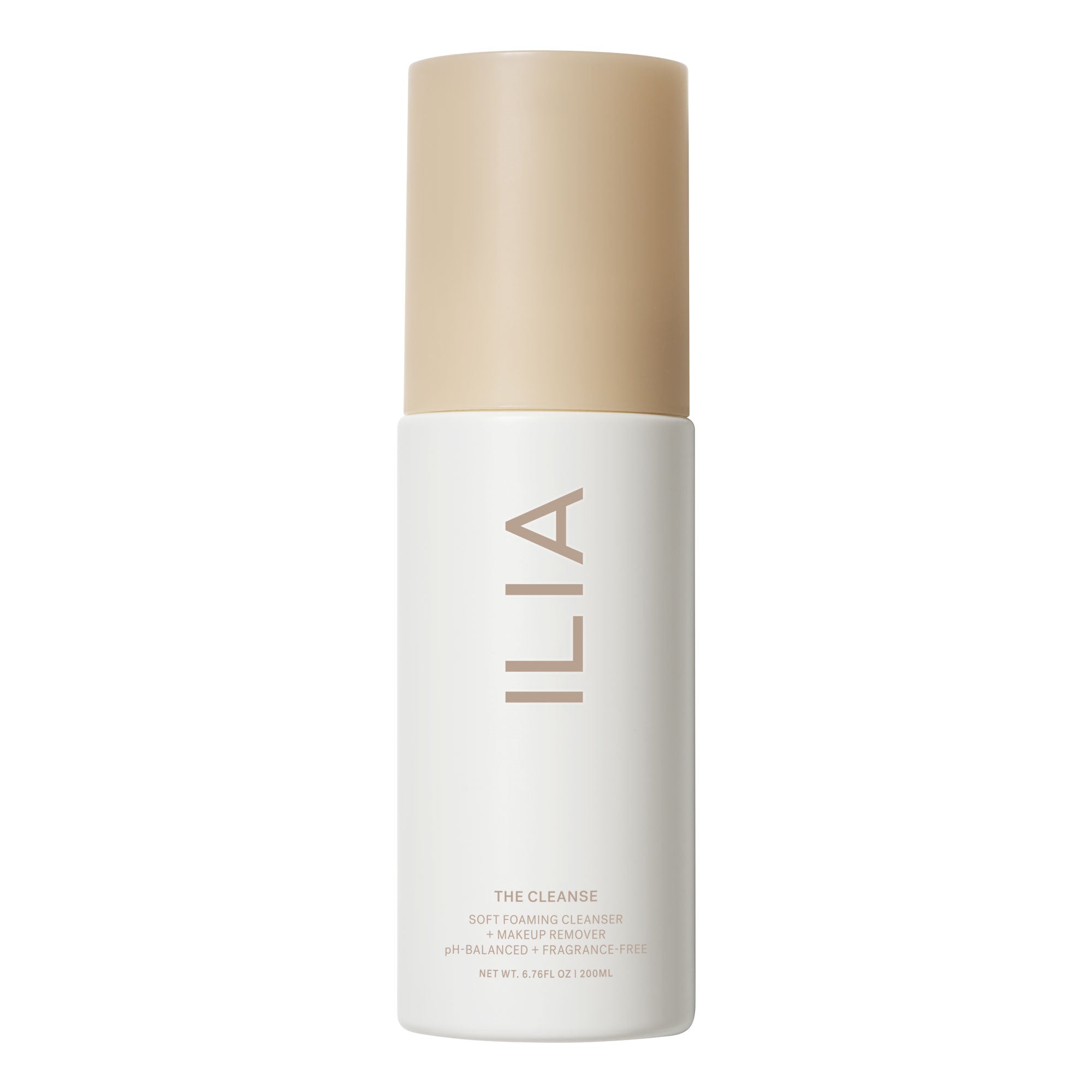 ILIA The Cleanse Gesichtsreiniger – weißes Fläschchen 200ml, beige Pumpdeckel, weißer Hintergrund – Hautpflege