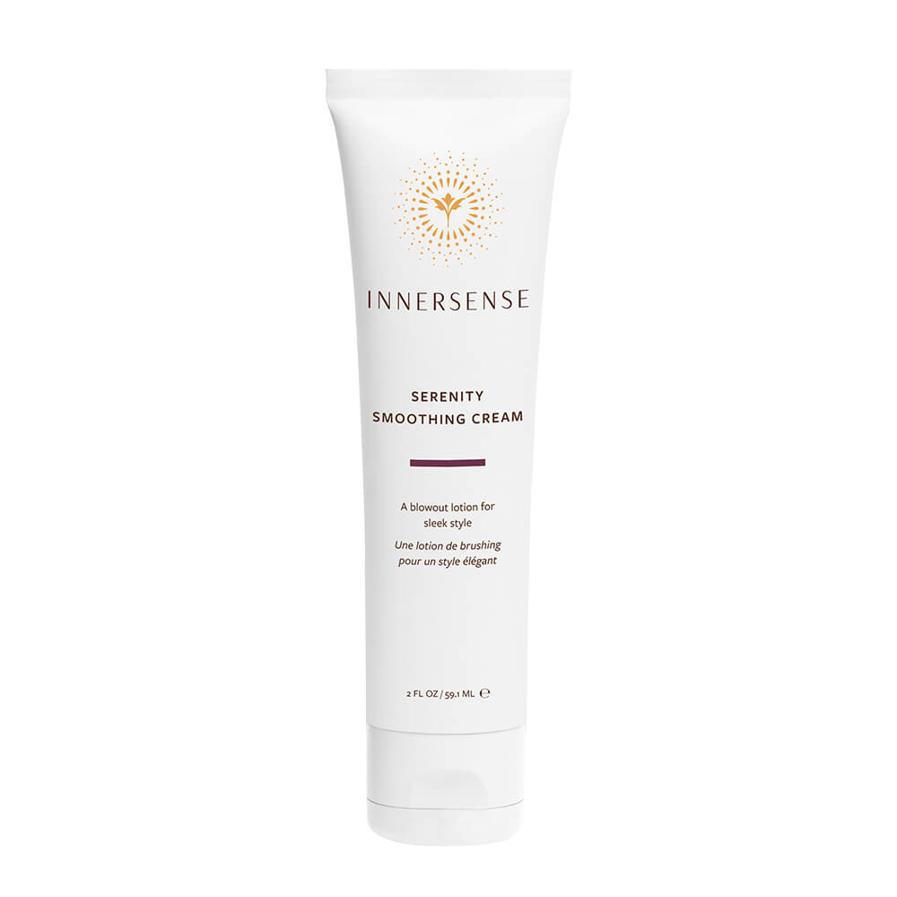 INNERSSENSE Serenity Smoothing Cream – weiße Tube 59,1ml, weißer Deckel, weißer Hintergrund – Haarpflege