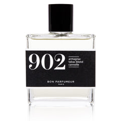 902 Armagnac Parfüm – klares Glasflakon 100ml, schwarzer Deckel, weißer Hintergrund – Parfum