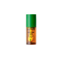 Mádara Nectar Lips Lippenöl in einer kleinen Glasflasche mit grünem Verschluss, 7,5 ml.