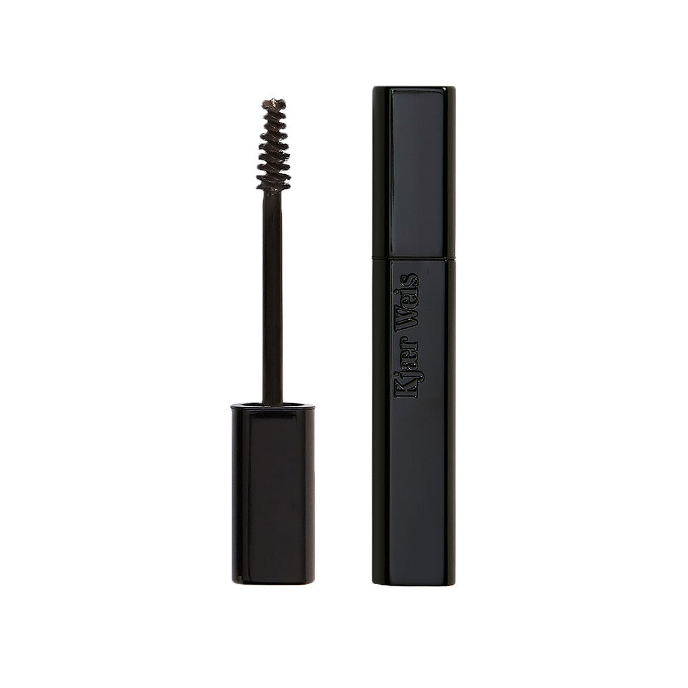 Kjaer Weis Feather Touch Brow Gel Deep Brown – schwarze Tube mit Pinsel, weißer Hintergrund – Augenbrauenstyling