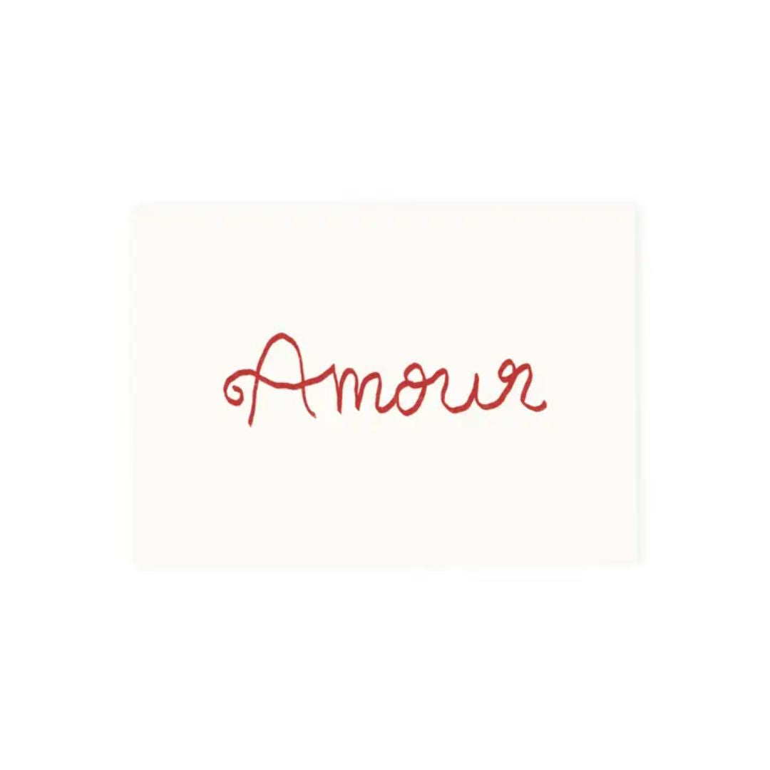 Postkarte Amour – cremefarbene Karte mit roter Schrift, weißem Hintergrund – Geschenkkarte