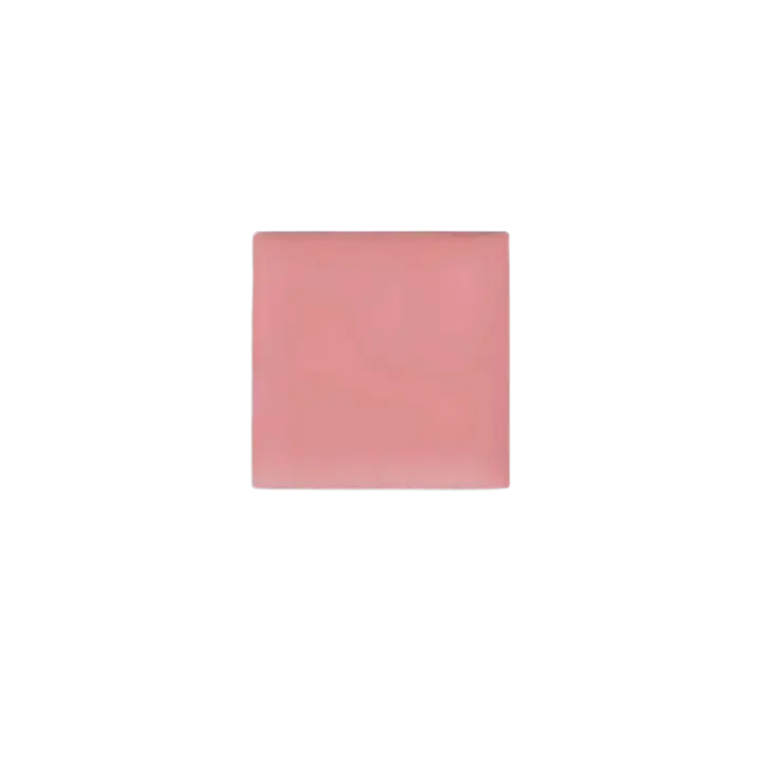 Cream Blush Abundance – rosafarbener quadratischer Tiegel, weißer Hintergrund – Gesichtsmake-up