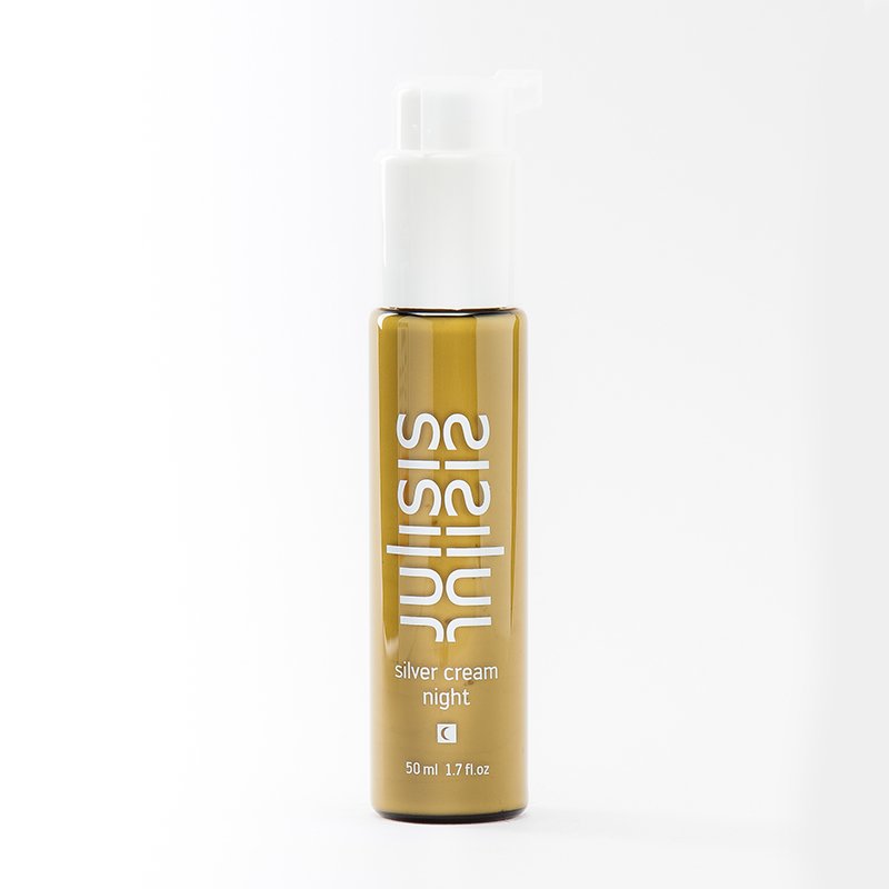 Sisley Silver Cream Night – goldene Flasche 50ml mit weißem Pumpverschluss, weißer Hintergrund – Hautpflege