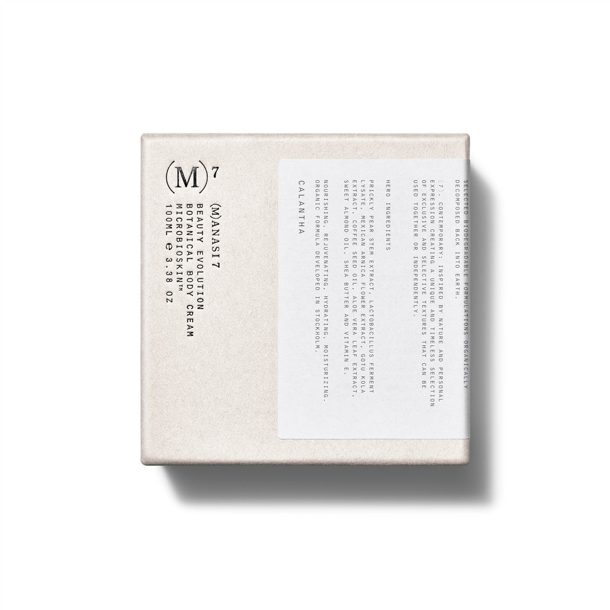 M7 Botanical Body Cream Calantha – cremefarbene Kartonverpackung 100ml, weißer Hintergrund – Körperpflege