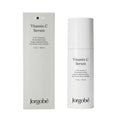 Jorgobé Vitamin C Serum – weißes Fläschchen 50 ml, Pumpverschluss, weißer Hintergrund – Hautpflege