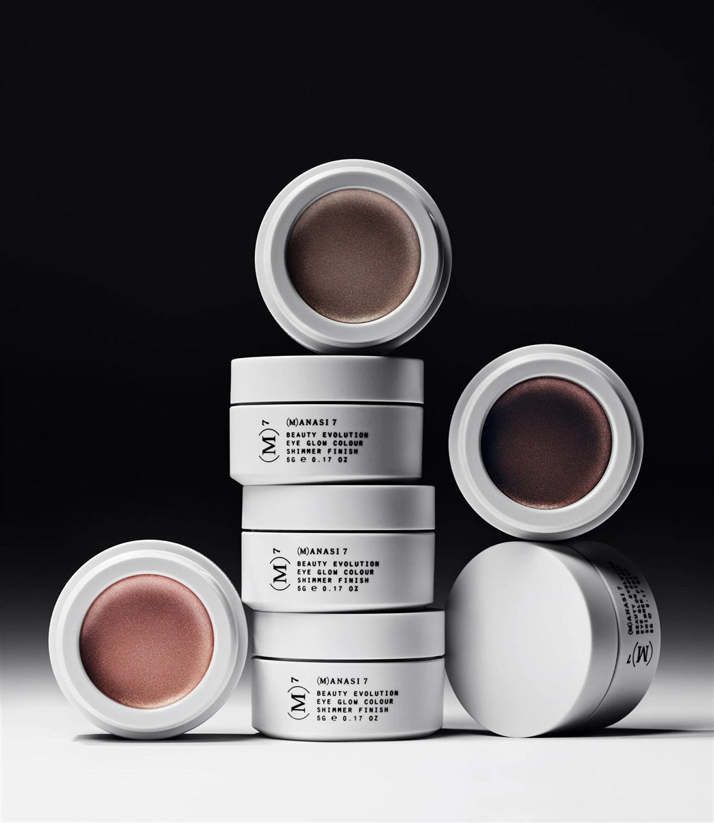 (M)ANASI 7 Eye Glow Colour – weiße Tiegel 5g, silberner Deckel, schwarzer Hintergrund – Augenmake-up