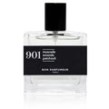 Bon Parfumeur 901 Nutmeg: durchsichtiger Glasflakon mit schwarzem Verschluss vor weißem Hintergrund, Parfum